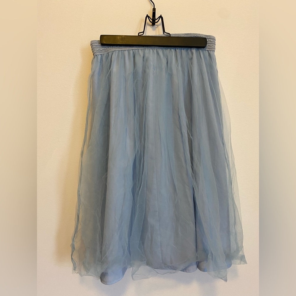 Baby blue mid length tulle skirt